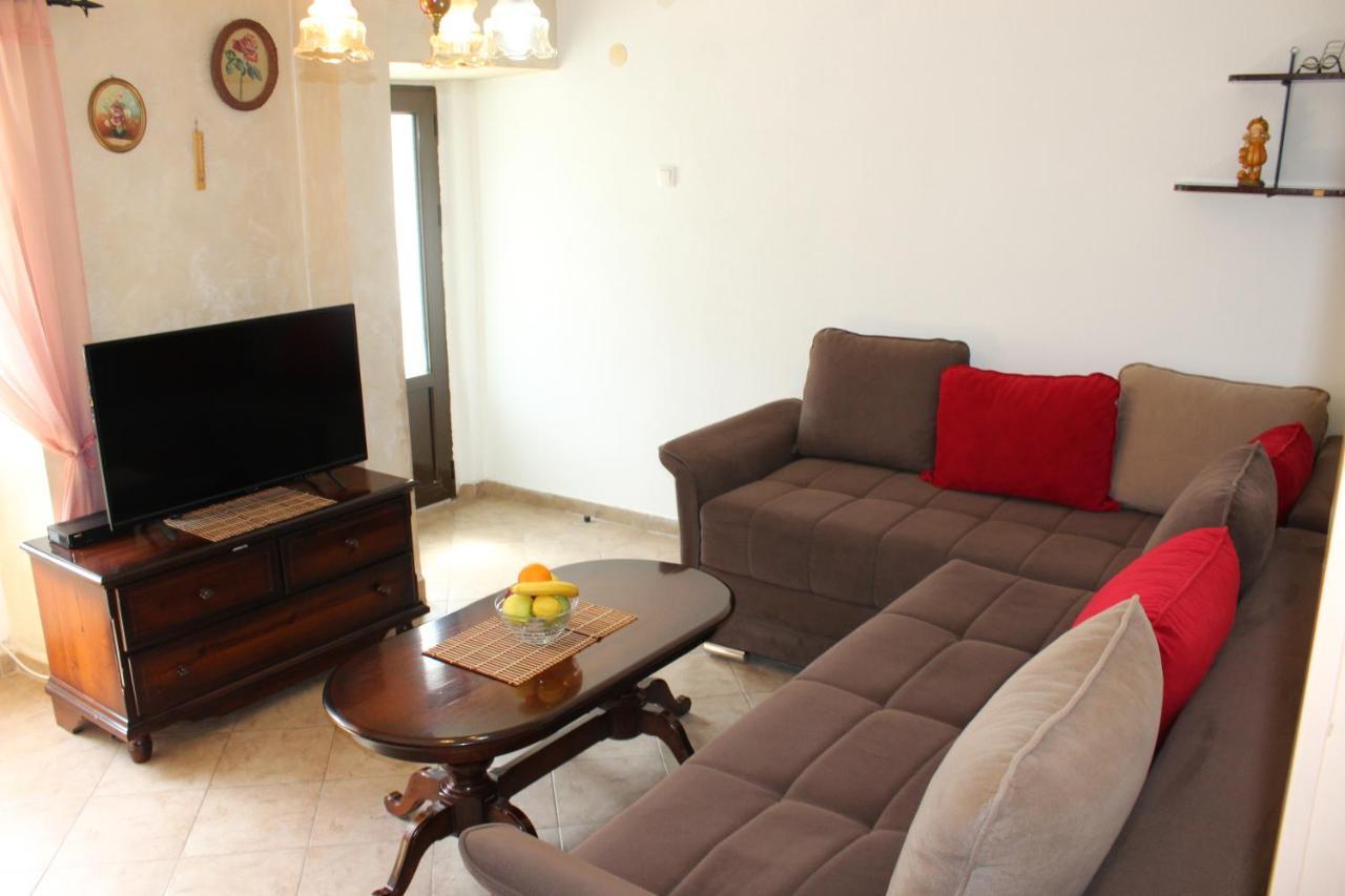 Mare E Montagna Apartman Kotor Kültér fotó