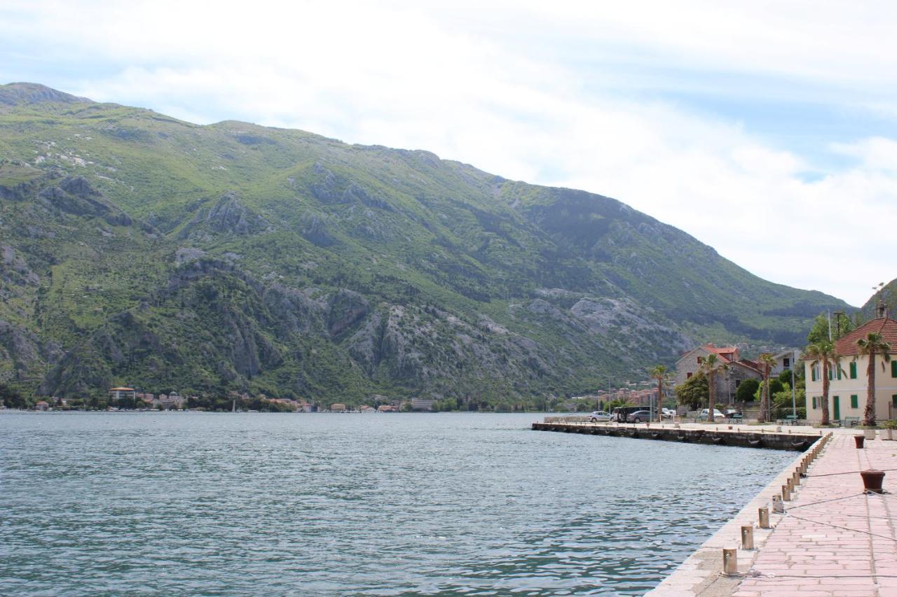 Mare E Montagna Apartman Kotor Kültér fotó