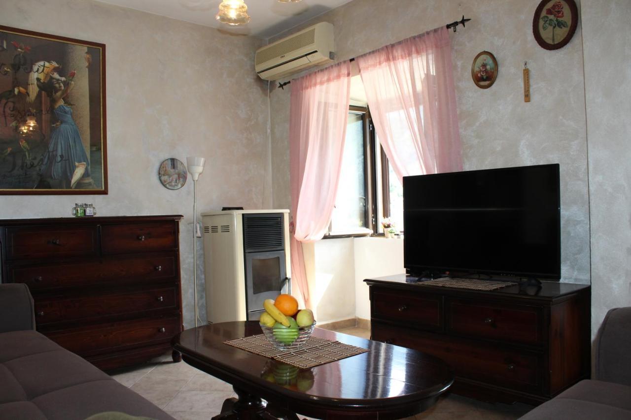 Mare E Montagna Apartman Kotor Kültér fotó