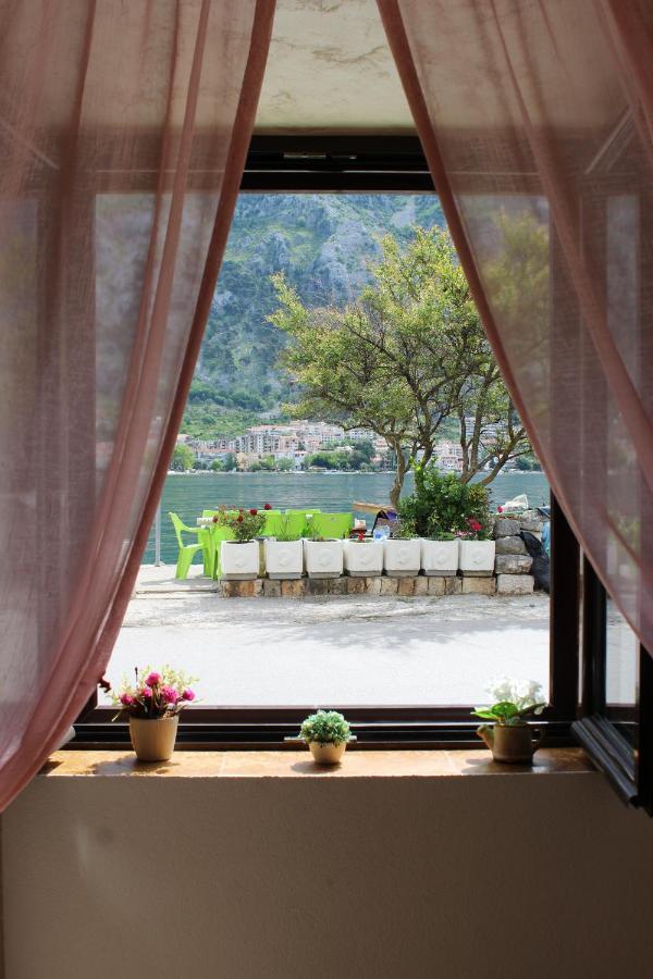 Mare E Montagna Apartman Kotor Kültér fotó